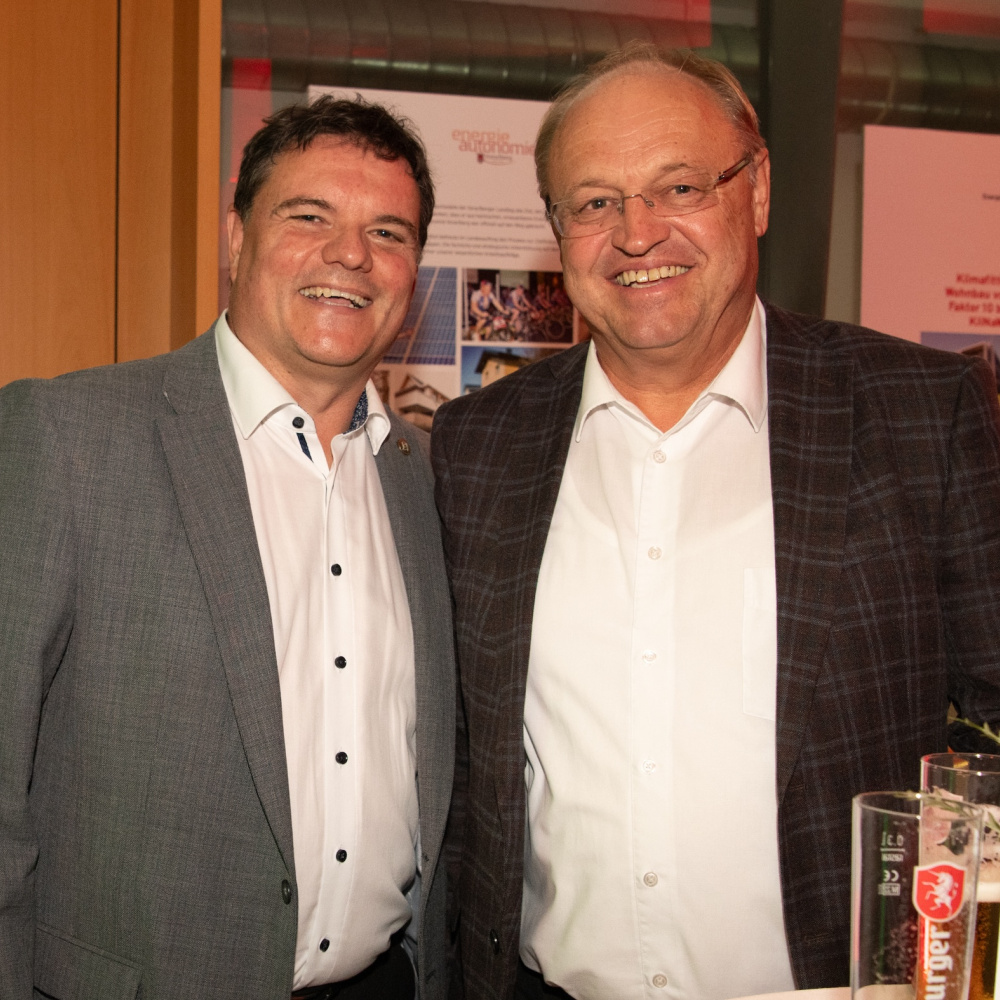 Bürgermeister Thomas Schierle und Bürgermeister Elmar Rhomberg bei der 40 Jahr Feier des Energieinstitut Vorarlberg