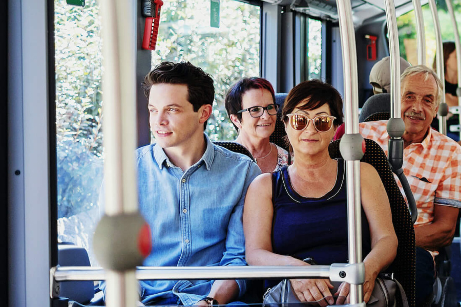 Mobilbegleiter im Bus
